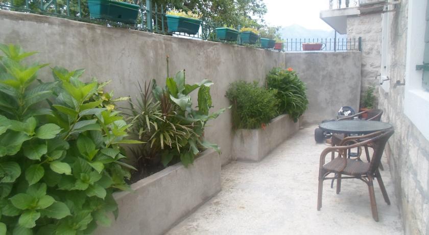 Savic Apartments Kotor Rum bild
