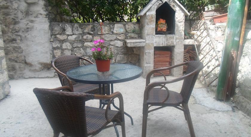 Savic Apartments Kotor Rum bild