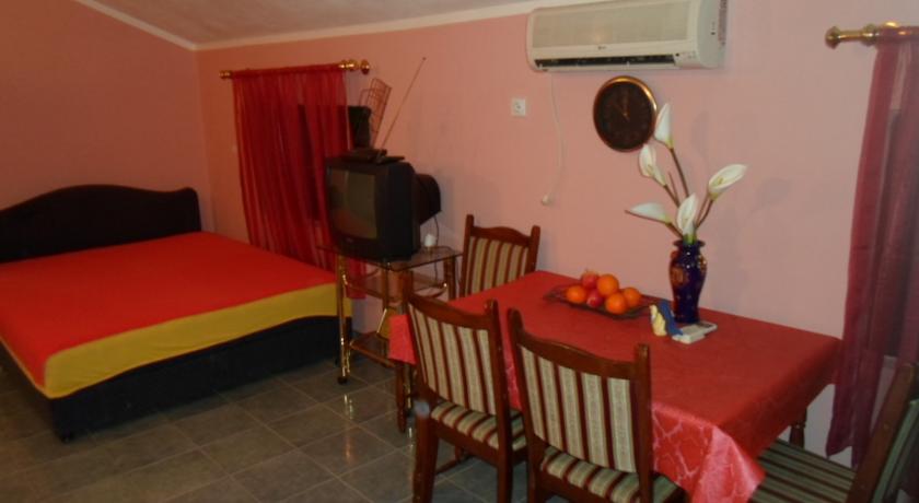 Savic Apartments Kotor Rum bild